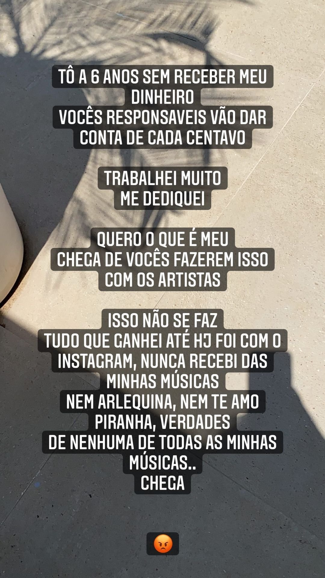 MC Bella se revolta e faz desabafo sobre não receber dinheiro por suas músicas 4 MC Bella se revolta e faz desabafo sobre não receber dinheiro por suas músicas