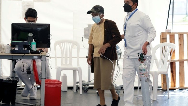 Equador declara quase todo seu território em alerta vermelho por covid-19