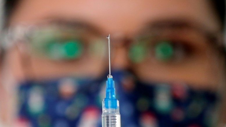 Nem todo bolsonarista é antivacina, mas todo antivacina é bolsonarista