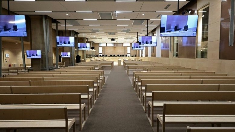 Julgamento dos atentados de Paris é retomado com interrogatório dos réus