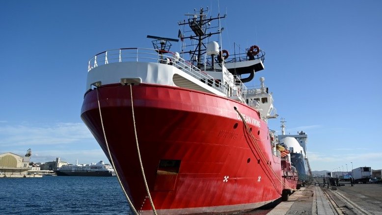 Itália imobiliza navio humanitário Ocean Viking