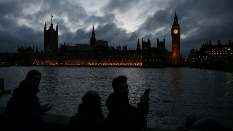 Espião chinês se infiltrou no parlamento britânico, segundo MI5