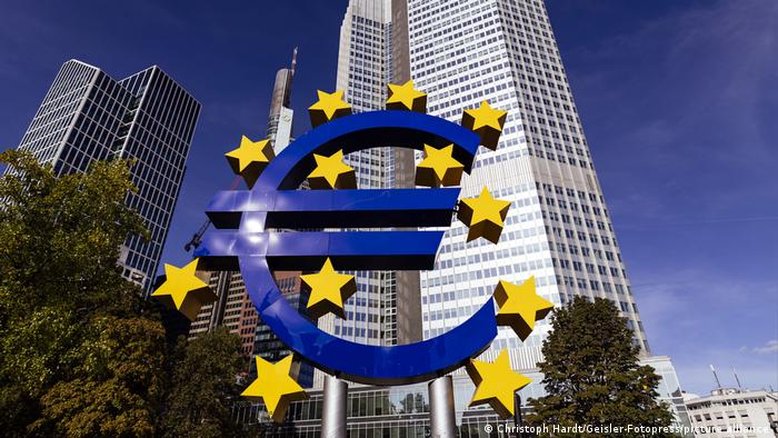 Que previsões se concretizaram após 20 anos de euro?