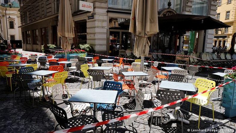 Áustria relaxa lockdown para não vacinados