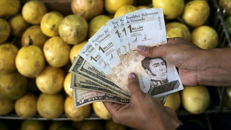 Venezuela sai da hiperinflação, mas população ainda não sente mudança no bolso