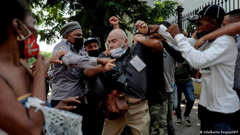 Cuba aumenta pressão sobre jornalistas