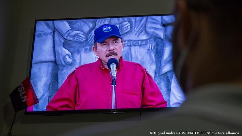 Daniel Ortega assume quarto mandato consecutivo na Nicarágua