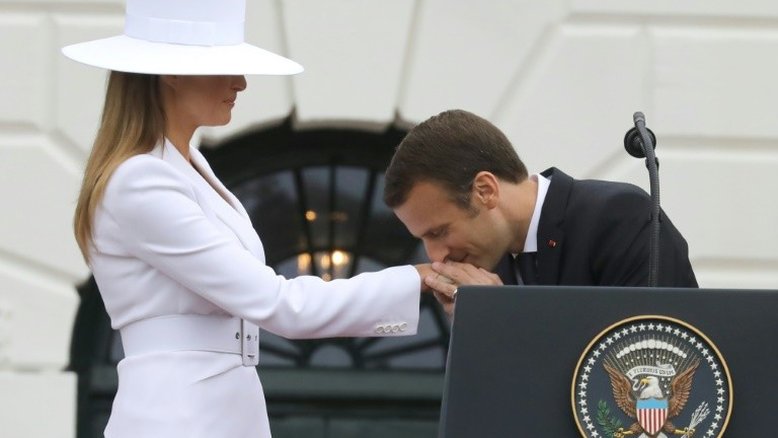 Melania Trump só aceitará criptomoeda em leilão de chapéu