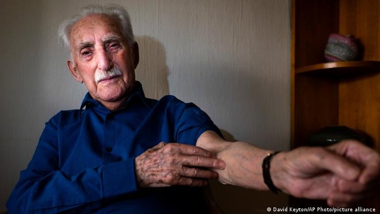 "Esquecer seria o pior de tudo", diz sobrevivente de Auschwitz