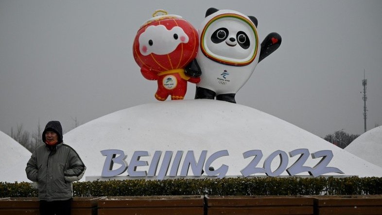 Pequim testa bairro inteiro para a covid, a duas semanas dos Jogos de Inverno