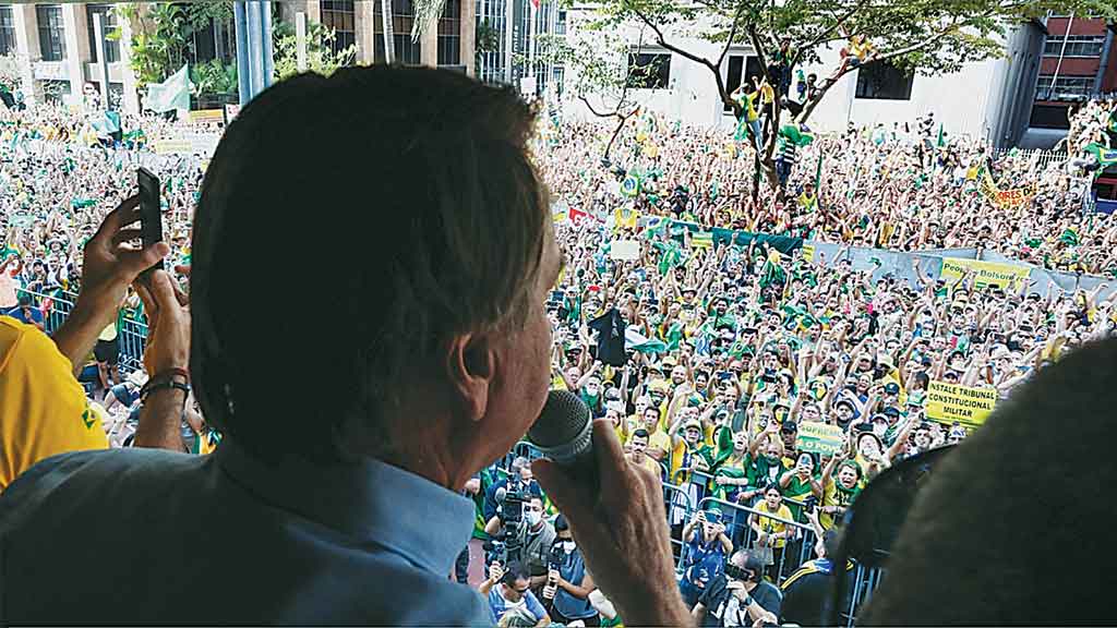 SETE DE SETEMBRO Bolsonaro na Avenida Paulista: manifestação foi o ápice da tentativa de desestabilizar as eleições, mas fracassou