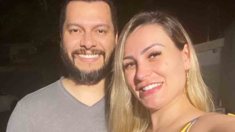 Cliente de Urach quando ela fazia programa, ex-marido da loira tentou tirá-la da noite