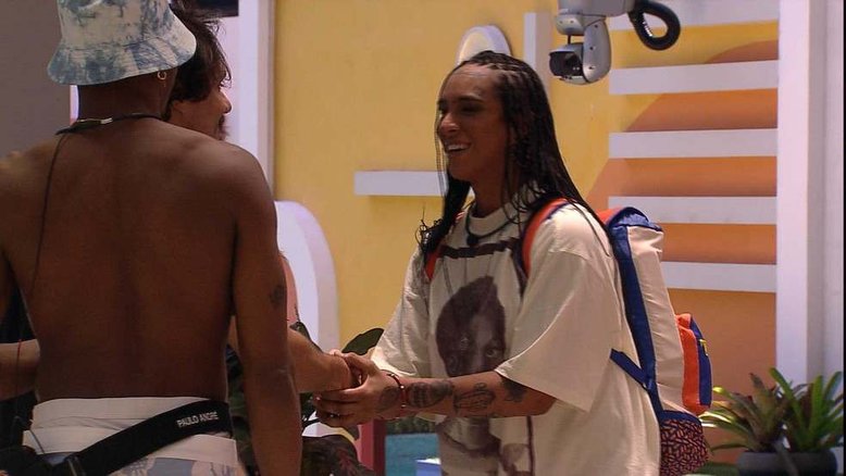 BBB22: Linn da Quebrada, Arthur Aguiar e Jade Picon já estão na casa