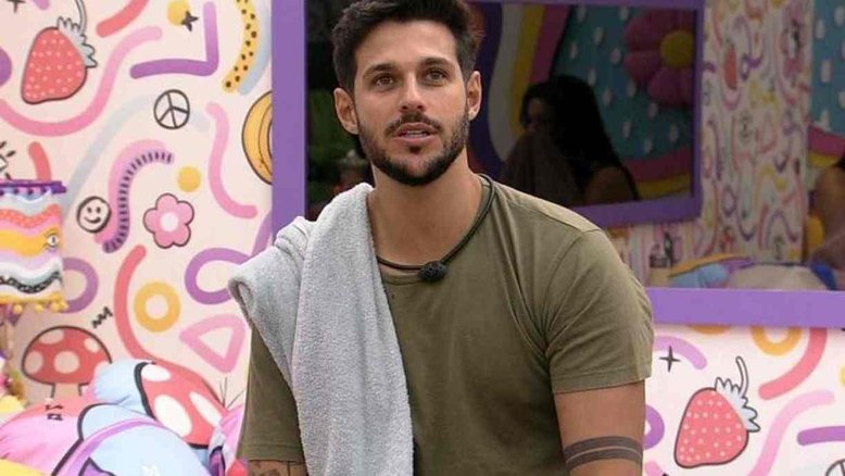 BBB22: 'Fala infeliz', desculpa-se equipe de Rodrigo sobre 'traveco'