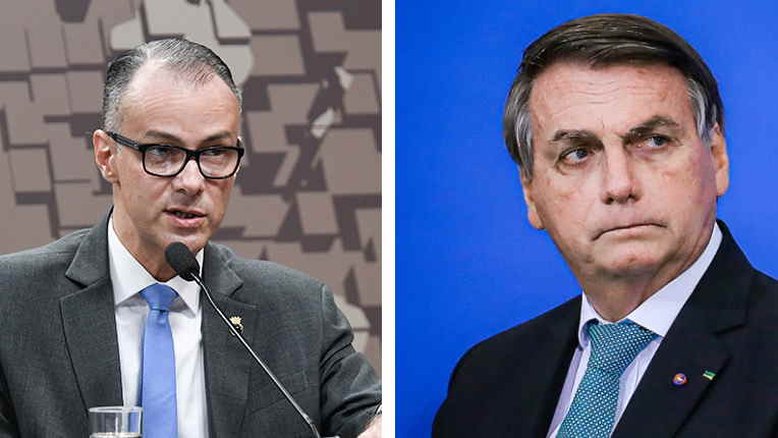 Almirante faz picadinho de Bolsonaro que, novamente, arrega de forma humilhante