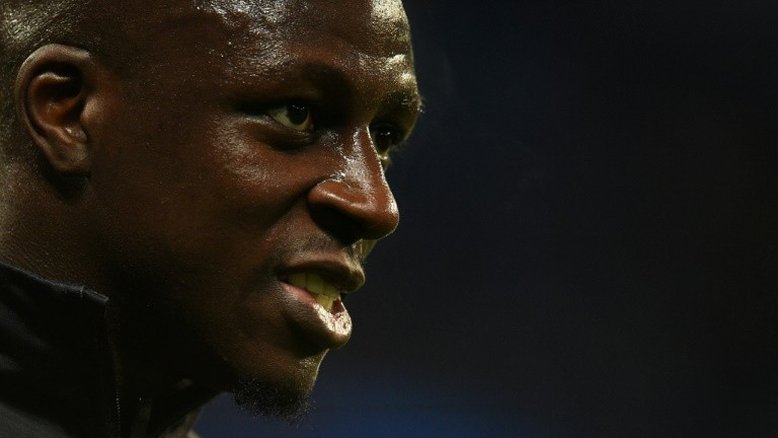 Jogador francês Benjamin Mendy, acusado de estupro, é libertado sob fiança