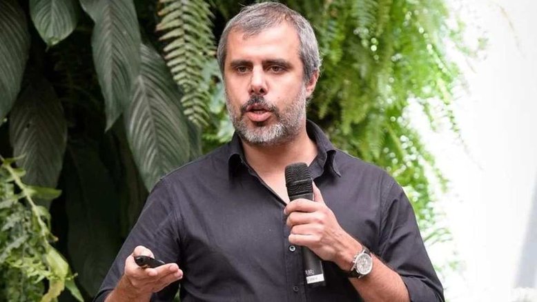 Diretor da Globo defende demissão de veteranos na Globo: 'É difícil, mas correto'