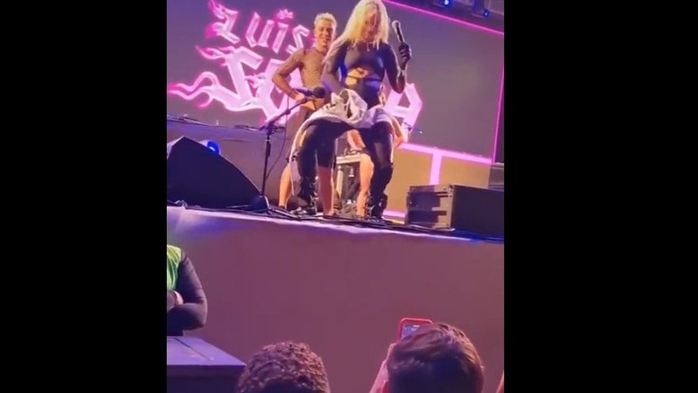 Luísa Sonza passa roupa de fã em partes íntimas: 'Assim?'