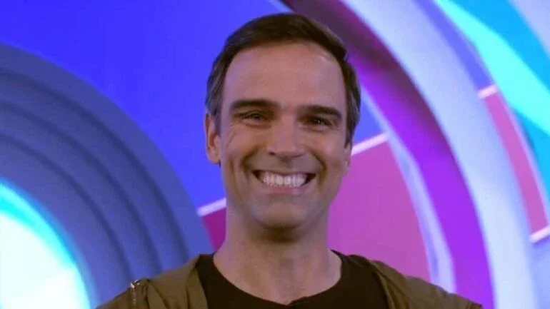 Opnião: Tadeu Schmidt é o verdadeiro campeão por levar o 