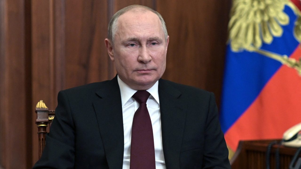 Rússia invade Ucrânia e Putin ameaça quem tentar interferir: ‘Resposta será imediata’