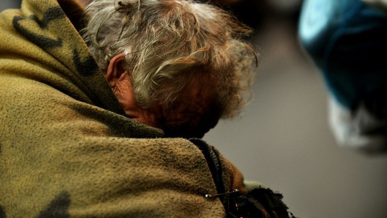 Corpo de idosa italiana é encontrado em uma cadeira dois anos após sua morte