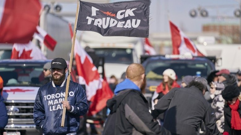 Trudeau classifica protestos no Canadá de 'inaceitáveis' e polícia ameaça com prisões