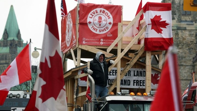 Com Trudeau sob forte pressão, Ontário declara protestos de caminhoneiros 'ilegais'