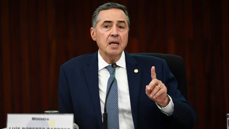 Oposição pede impeachment de Barroso após ministro dizer 'derrotamos o bolsonarismo'