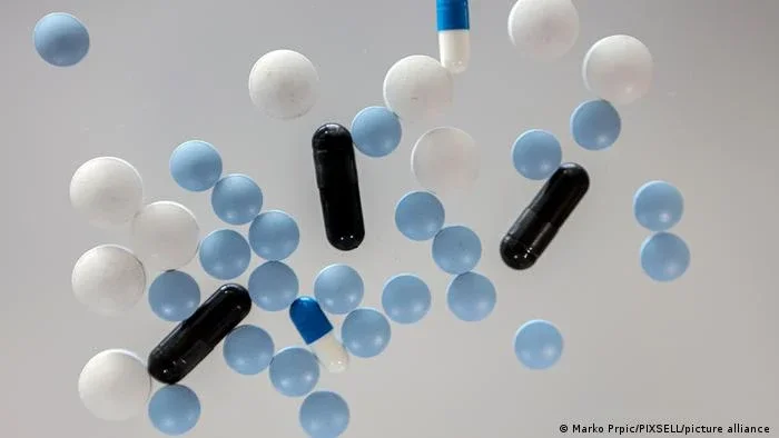Que efeitos colaterais pode ter o paracetamol?