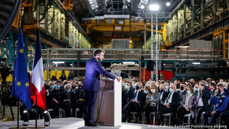 Macron anuncia "renascimento da energia nuclear" na França