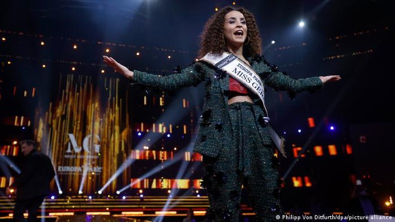 Modelo e empreendedora brasileira é eleita Miss Alemanha 2022