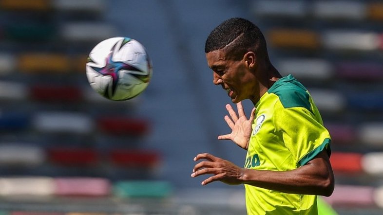 Palmeiras se desfaz de sexto jogador pós-Mundial e busca reposições