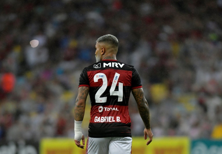 Camisa 24 é evitada no futebol brasileiro - ISTOÉ Independente