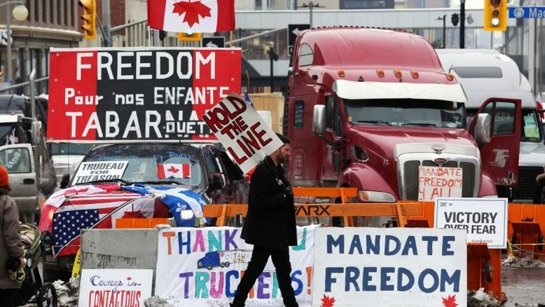 Manifestantes no Canadá prontos para defender 'liberdade' diante das restrições anticovid