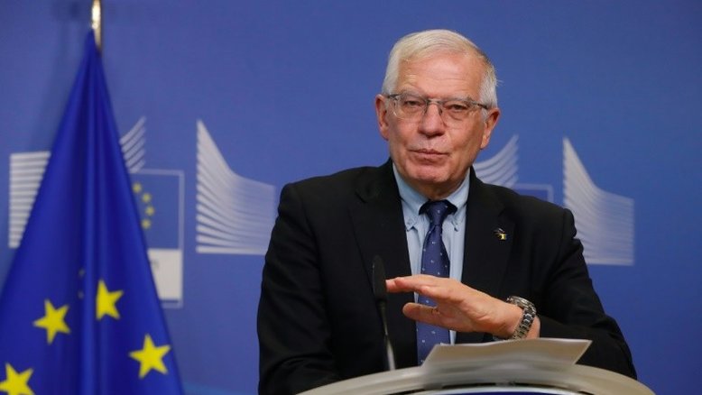 UE fecha acordo político para bloquear transações do Banco Central russo (Borrell)