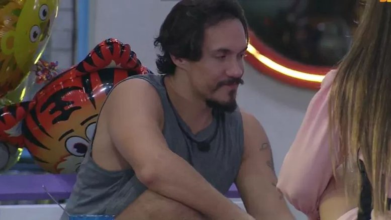 BBB22: Após recusar sexo com Maria, Eliezer pede conselho a brothers