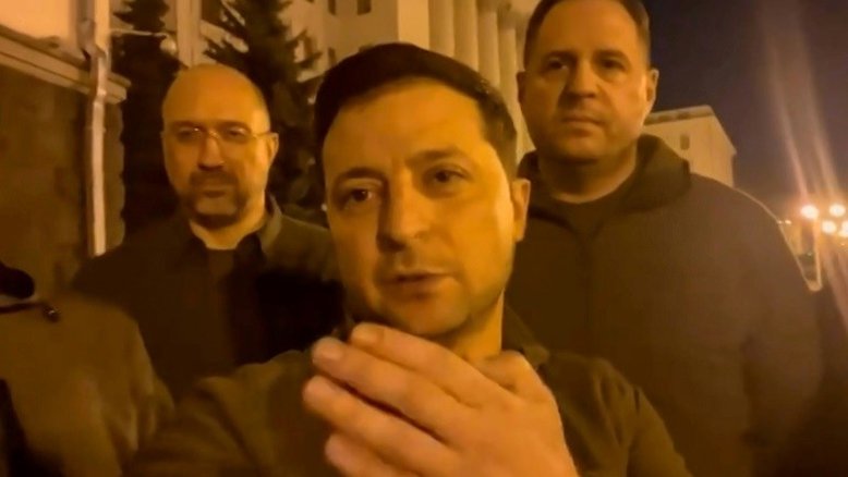 Volodimir Zelensky representa seu melhor papel como líder em tempos de guerra