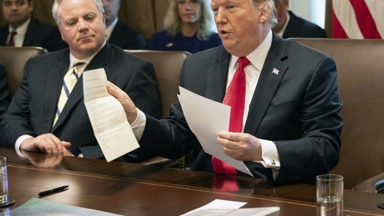 Arquivo Nacional pede investigação de Trump por levar documentos para casa