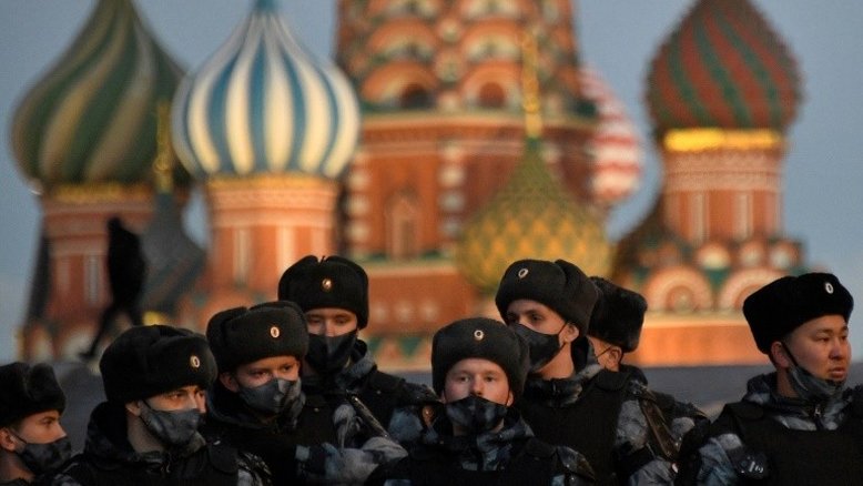 EUA pedem que seus cidadãos 'considerem deixar a Rússia imediatamente'