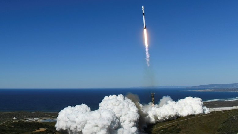 Empresário americano anuncia três novas missões espaciais com a SpaceX