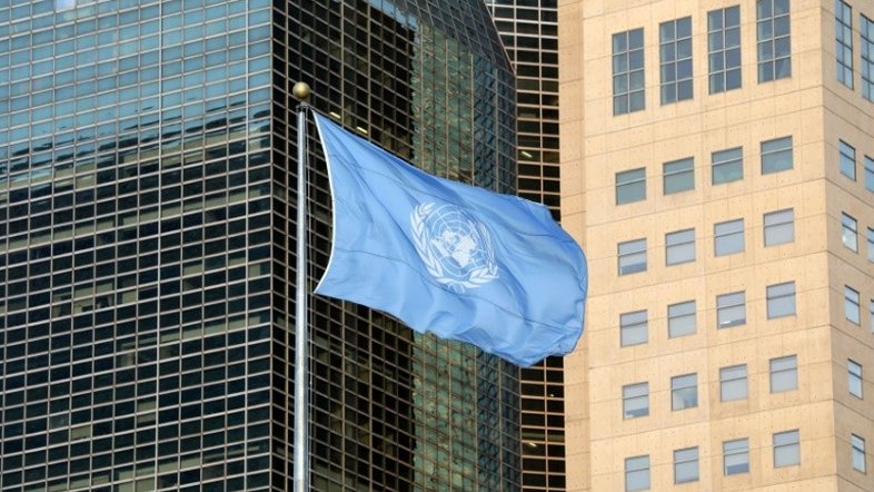 Enviada da ONU se reúne com os dois líderes rivais da Líbia