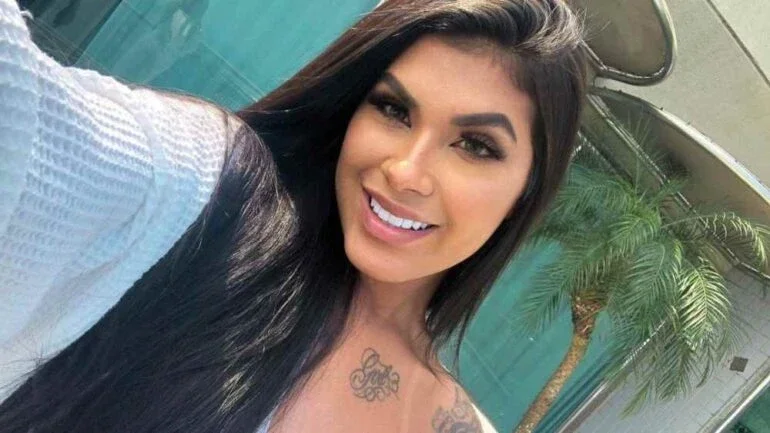 Pocah sobre ex-marido: ‘Me agrediu, me roubou, abusou de mim’
