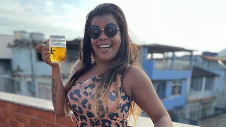 Tati Quebra Barraco manda fãs seguirem o exemplo de Laís, do BBB: ‘Usem os homens’