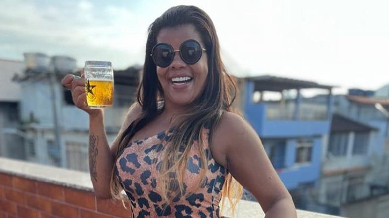 Tati Quebra Barraco manda fãs seguirem o exemplo de Laís, do BBB: ‘Usem os homens’