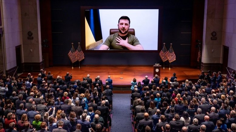 Zelensky falará por vídeo com deputados franceses na quarta-feira