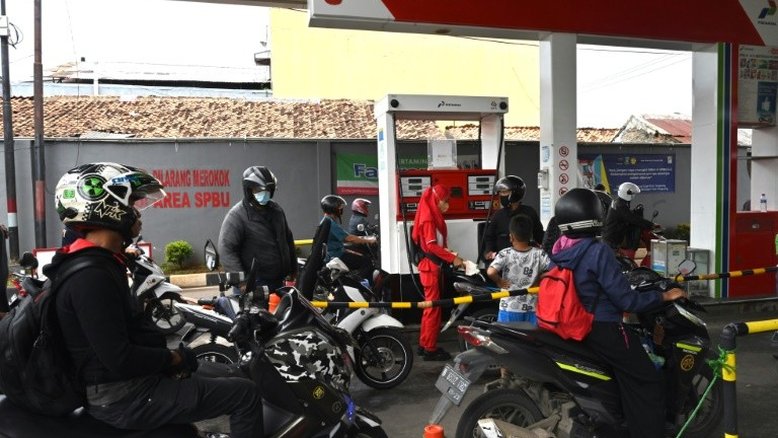 Opep+ mantém aumento moderado da produção, apesar da disparada do petróleo
