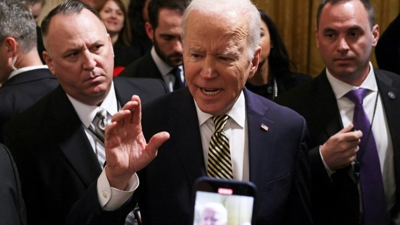 Biden chama Putin de 'criminoso de guerra'