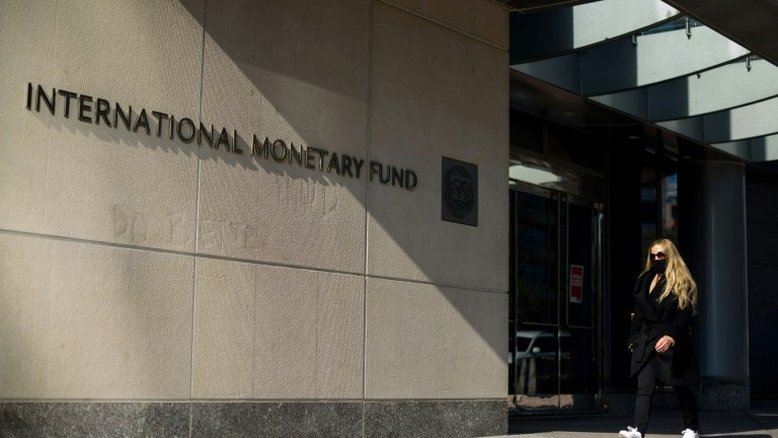 Ajuda financeira é crucial para funcionamento de serviços na Ucrânia