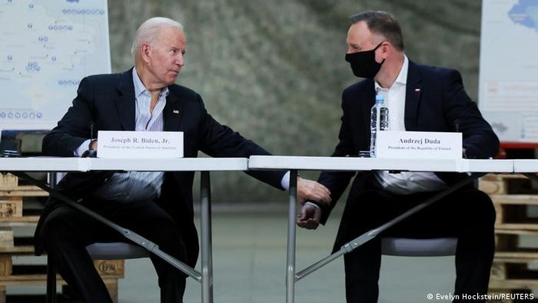 Biden visita cidade polonesa a 70 quilômetros da Ucrânia