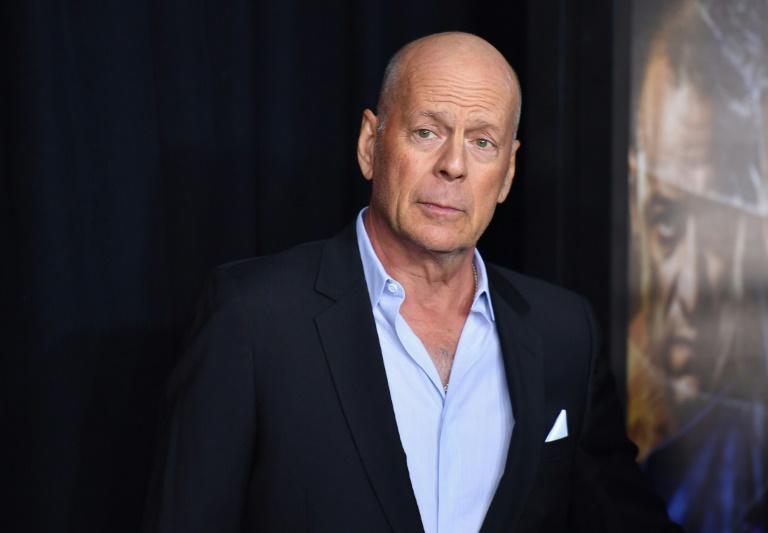 Esposa de Bruce Willis publicará um livro sobre cuidados enquanto o ator luta contra a demência - ISTOÉ Independente